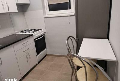 Garsonieră decomandată în Central - 7