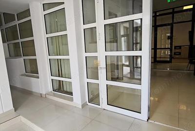 Spațiu comercial, de 180 mp, în Sud - 16