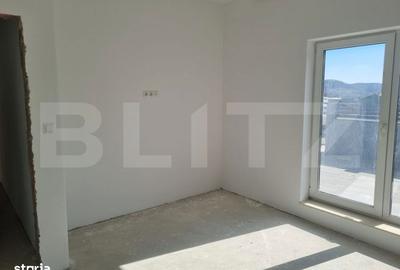 Casă cu 4 camere cu Teren 500 Mp în Central - 4