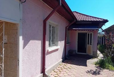 Casă cu 3 camere în Central - 5