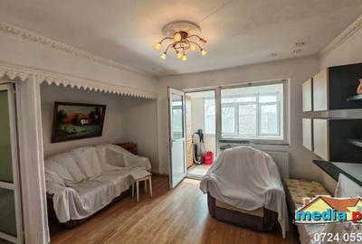 Apartament cu 2 camere decomandat în Piața Centrală - 2
