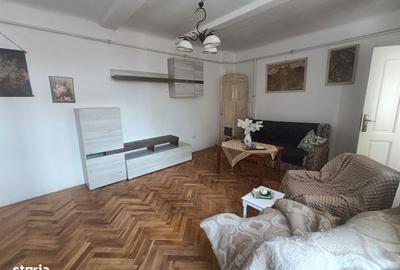 Apartament cu 3 camere în Central - 8