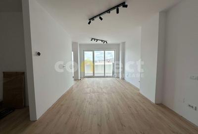 Apartament de 2 camere, semidecomandat. - 1