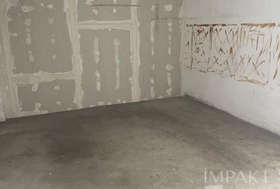 Hala de 250 mp la inchiriat open-space zona Piata 1 Mai - 16