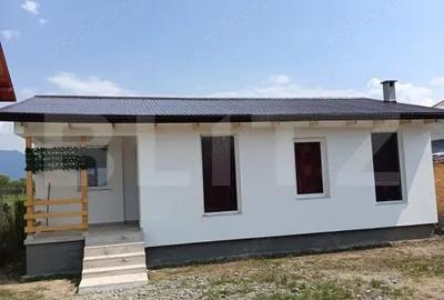 Casă cu 3 camere cu Teren 300 Mp în Central - 2