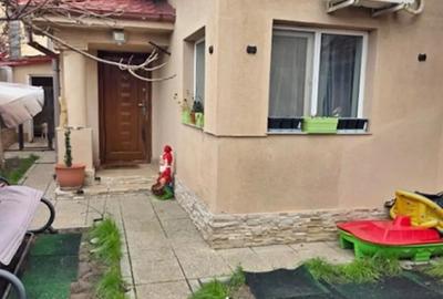 Casă cu 3 camere în Central - 2