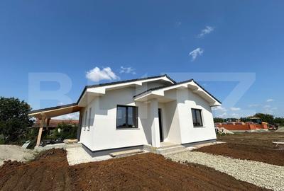 Casa semifinisata cu garduri la doar 15 km de Oradea la numai 85800 euro - 2