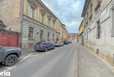 Apartament cu 3 camere în Schei - 4