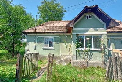 Casă cu 2 camere cu Teren 420 Mp în Central - 10