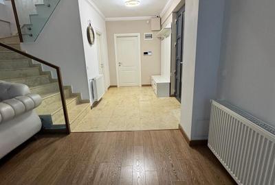 Casă cu 4 camere în Central - 5