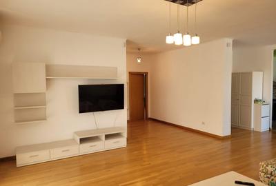 Apartament cu 3 camere semidecomandat, mobilat în Central - 4