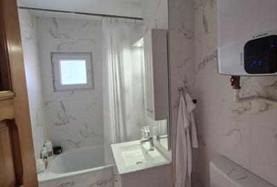 Apartament cu 3 camere semidecomandat, mobilat în Sud - 8
