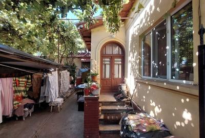 Casă individuală cu 3 camere cu Canalizare în Central - 3