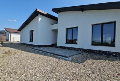 Casa individuala pe parter 180mp, teren 650mp, Cristian