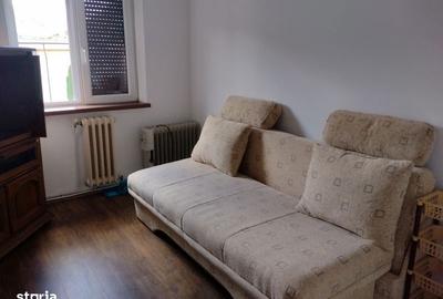 Apartament cu 2 camere semidecomandat în Giroc