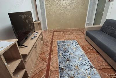 Inchiriez apartament 2 camere etaj 1 - 8