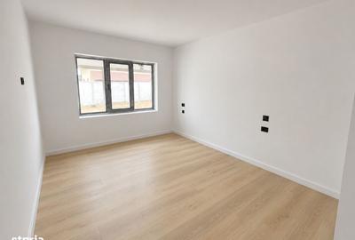 Casă cu 4 camere în Sântandrei - 2