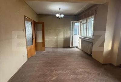 Apartament cu 4 camere semidecomandat în Central - 4