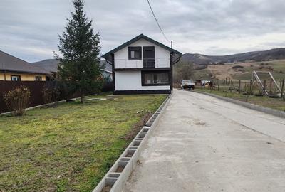 Casa parter+mansarda si teren in Lipovat, Vaslui - 2