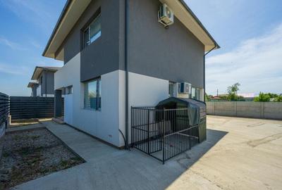 Casa moderna 3 dormitoare,140m2,living generos, loc - 6