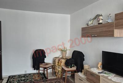Apartament cu 2 camere în CET - 9