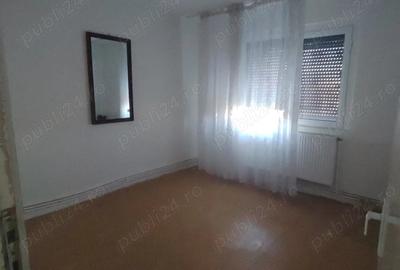 Apartament cu 4 camere semidecomandat în Micro 39 - 7