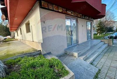 Spațiu comercial, de 106 mp, în Central - 4