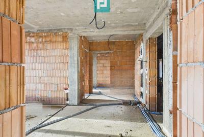 Penthouse cu terasă generoasă, în centrul Chișodei - 13