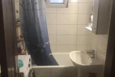 Apartament cu 3 camere decomandat în Dârste - 4