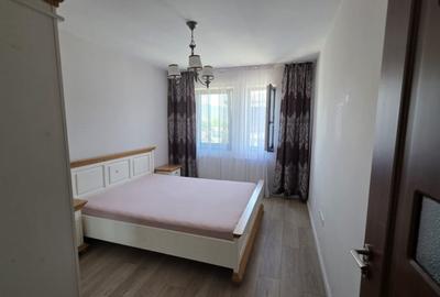 Apartament cu 3 camere semidecomandat în Central - 7