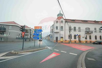 Apartament cu 4 camere semidecomandat în Ultracentral - 11