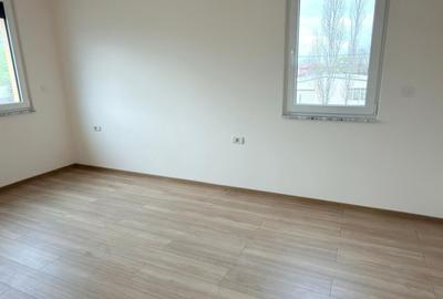 Apartament cu 3 camere semidecomandat în Braytim - 10