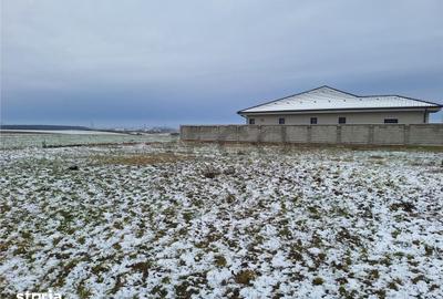 Teren de 511 mp, în Sânmartin