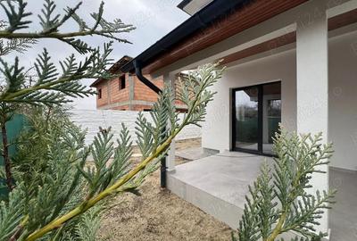 Casă cu 3 camere cu Teren 180 Mp în Aeroport - 7