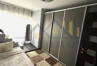 Apartament cu 4 camere decomandat în Broșteni - 3