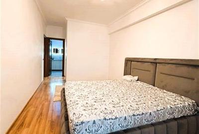Apartament cu 3 camere decomandat, mobilat în Tractorul - 7