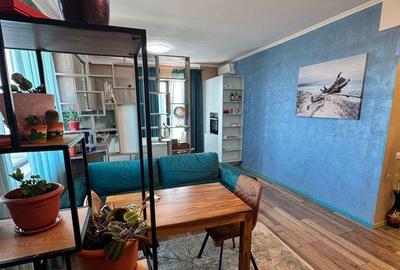 Apartament cu 3 camere decomandat, mobilat în Faleza Nord