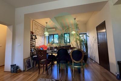 Apartament cu 6 camere semidecomandat în Moșilor - 4