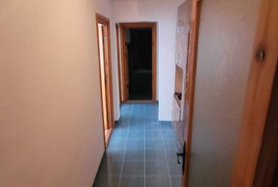 Apartament cu 3 camere decomandat în Central - 2