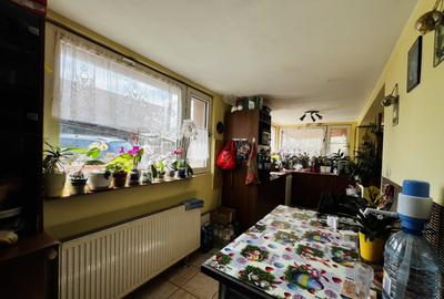 Casă individuală cu 6 camere cu Canalizare în Plopi - 9