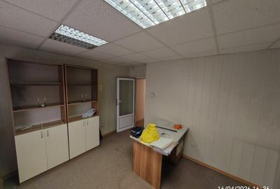 Apartament cu 4 camere semidecomandat, mobilat în Păcurari - 3