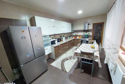 Casă cu 4 camere în Vulcana-Pandele - 13