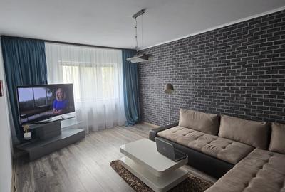 Apartament 2 camere decomandat - Casa de Cultura - 118.000 euro(Cod E6)