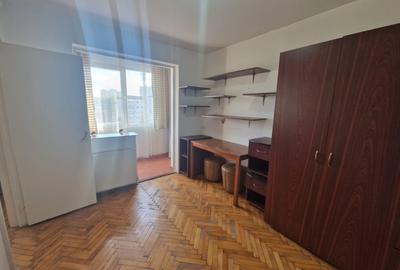 Apartament 2 camere zona Decebal - 40 mp - 3