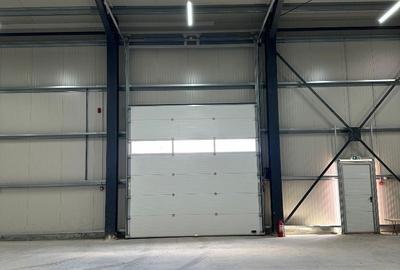 Spațiu comercial, de 1,240 mp, în Central - 4