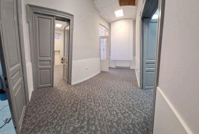 Casă cu 4 camere în Central - 5