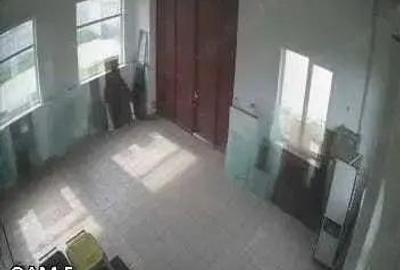 Spațiu comercial, de 1,446 mp, în Filiași - 10