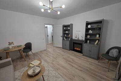 Apartament cu 2 camere decomandat în Titan