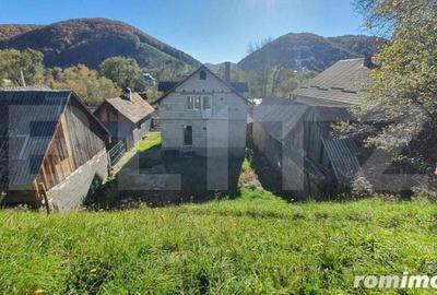 Casă cu 5 camere cu Teren 1000 Mp în Central - 8