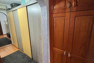 Apartament cu 3 camere decomandat în Ostroveni - 3